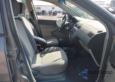 2007 Ford Focus S/Se/Ses from USA, damaged, VIN 1FAFP34N27W267179